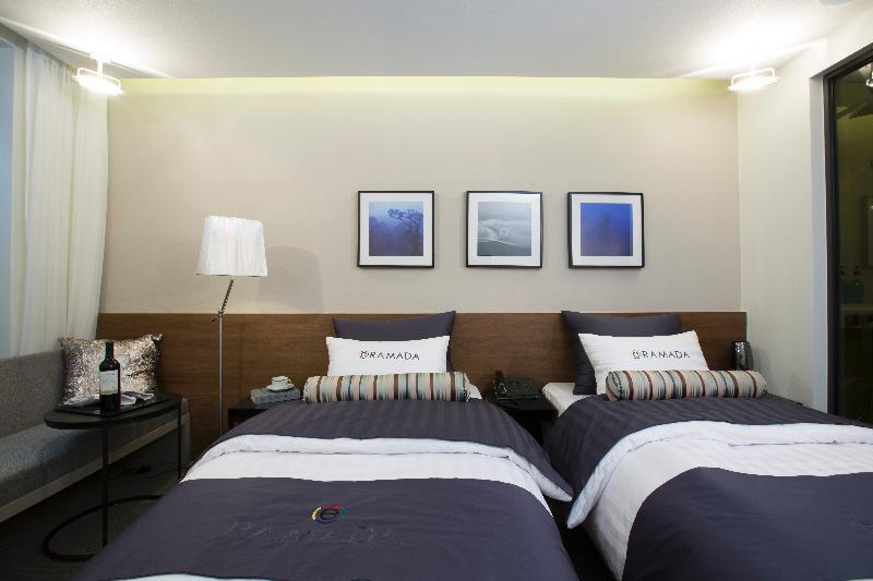 Ramada Encore By Wyndham Busan Haeundae Екстериор снимка