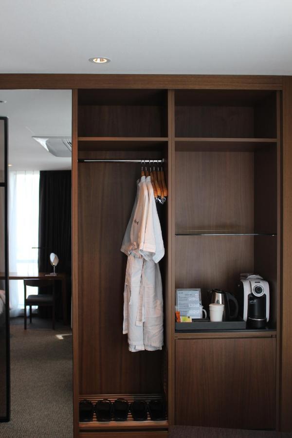 Ramada Encore By Wyndham Busan Haeundae Екстериор снимка